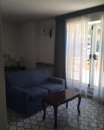 Igea Aparthotel 4*